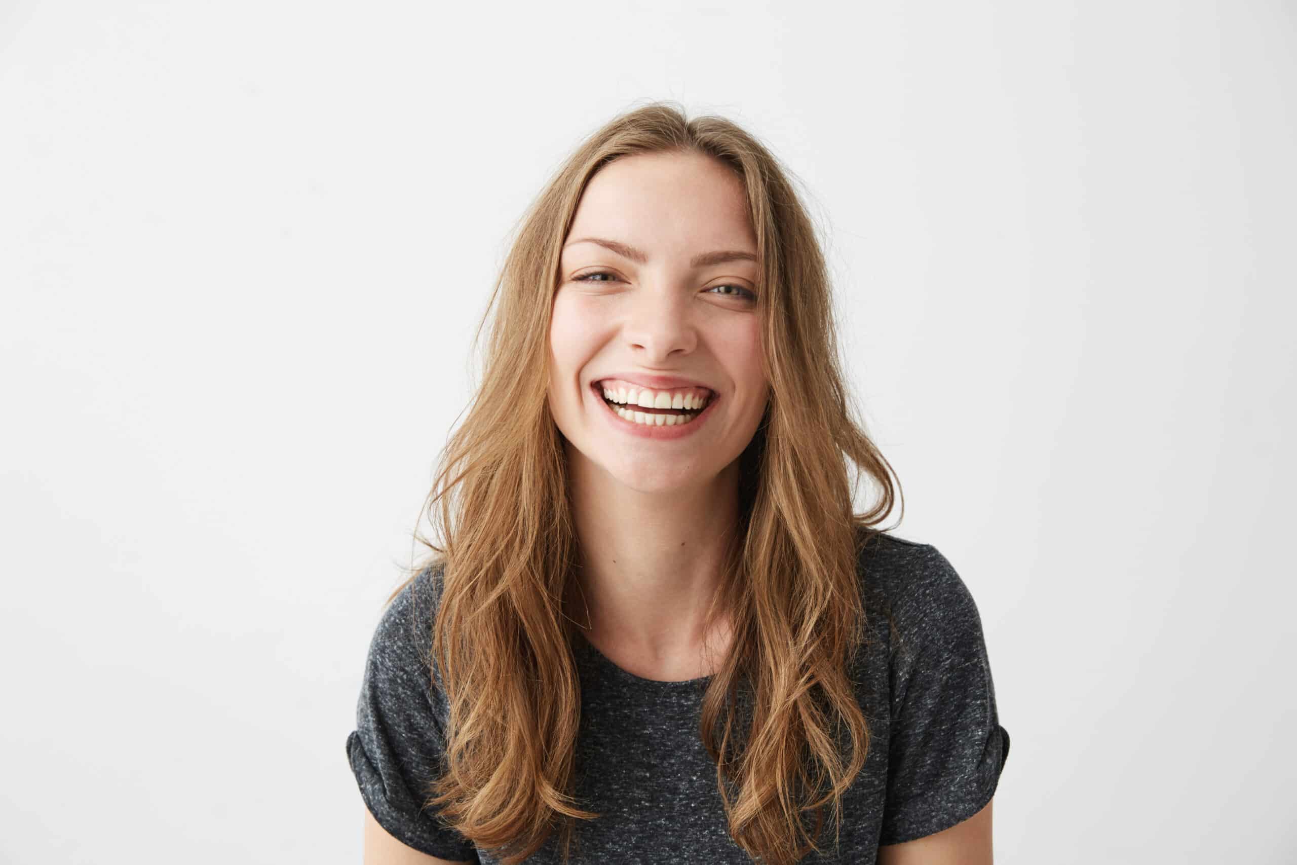 Experience immediate results with full-arch implant treatment designed for same-day function and transformation.